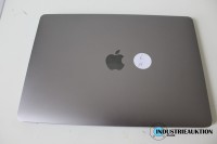 APPLE MacBook