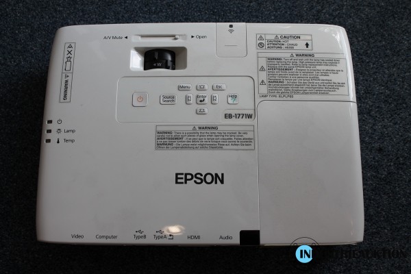 Beamer EPSON H 477 B