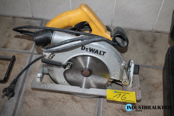 Handkreissäge DEWALT D23550